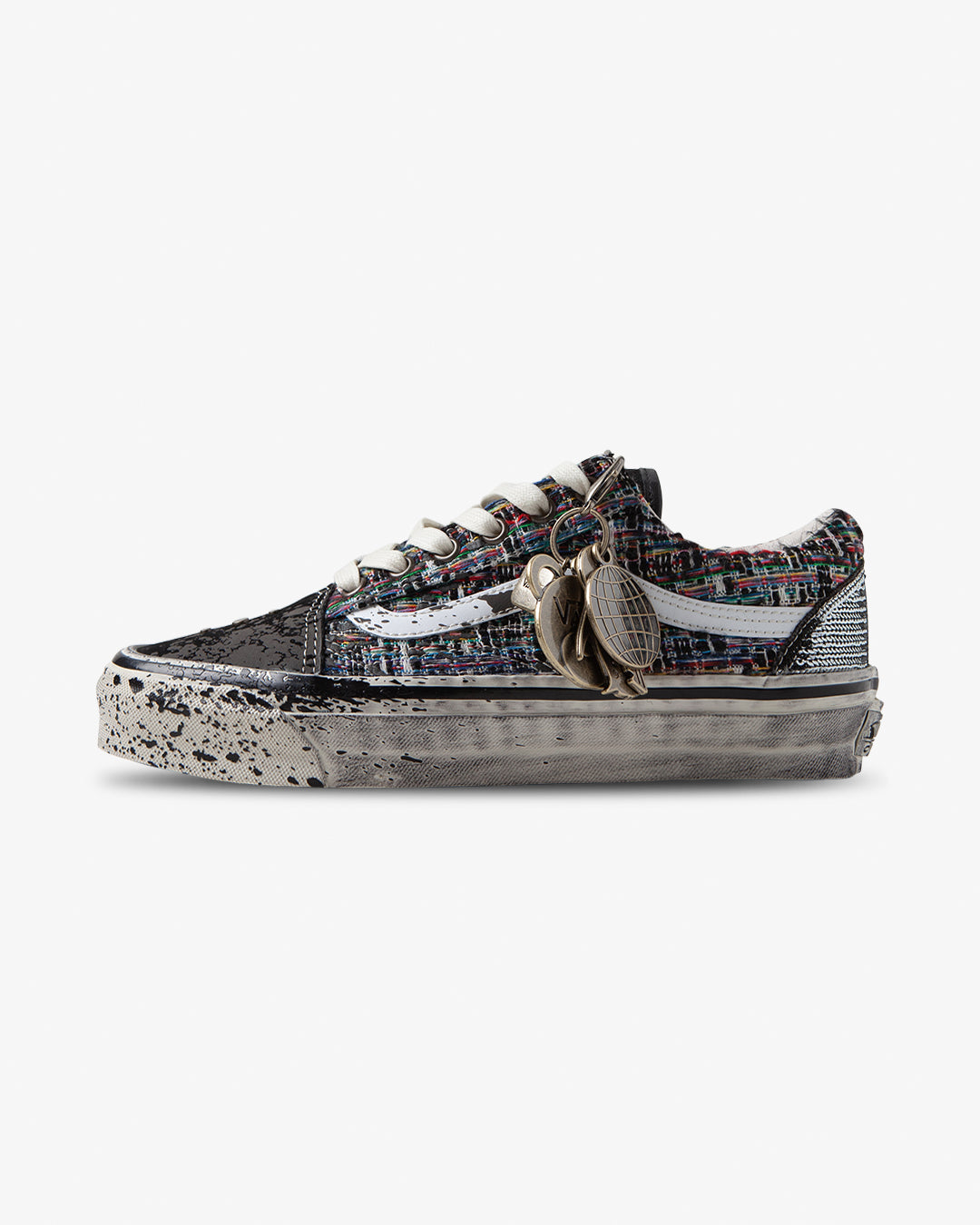 Vans Premium Old Skool Black/Grey - Charms Pack Vans Premium Old Skool Black/Grey - Charms Pack