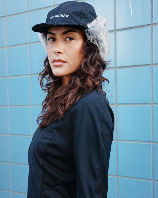 and wander Rainproof Ear Flap Cap Black
