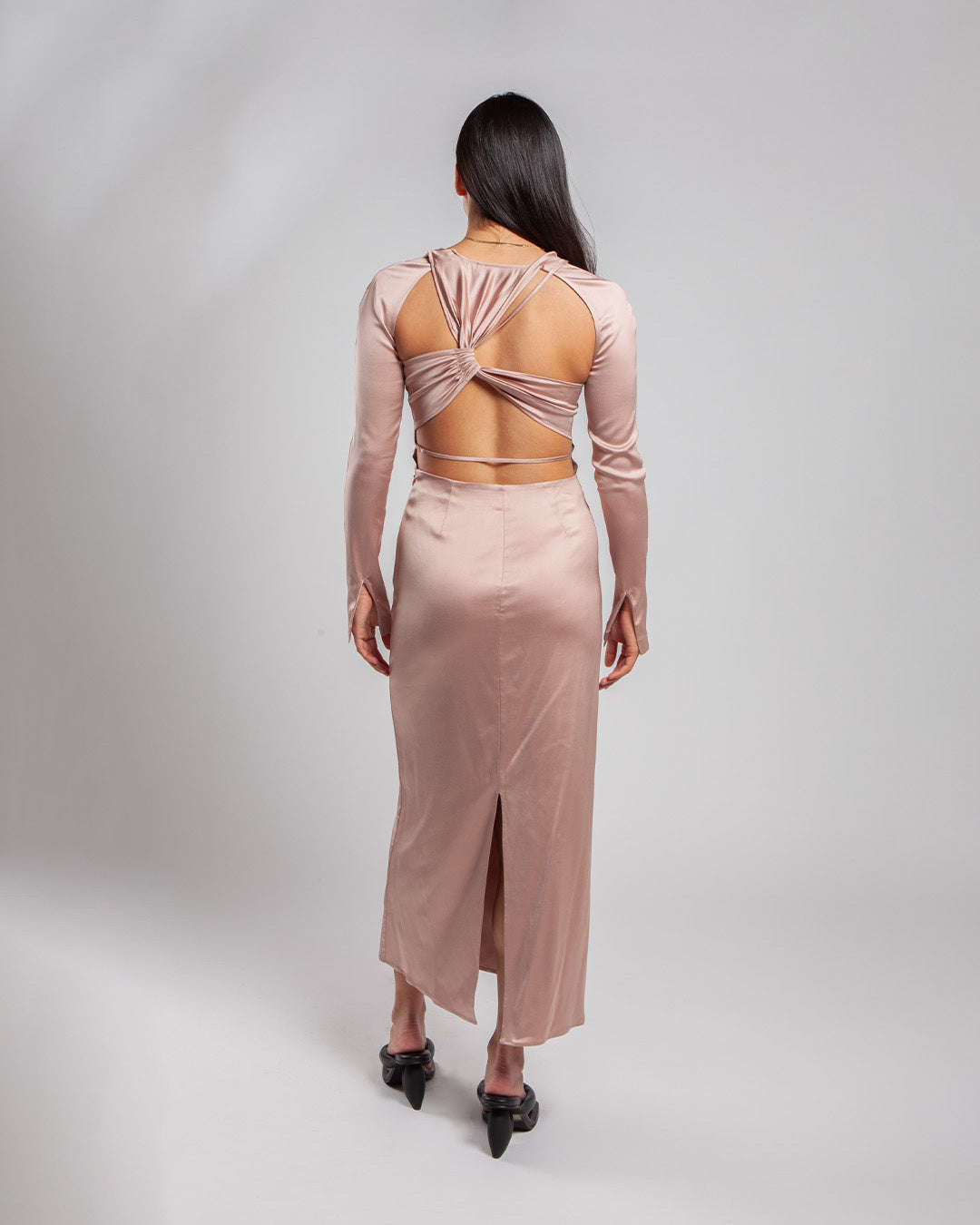Maha - Calvin Klein Modular Sleeve Back Twist Roebuck