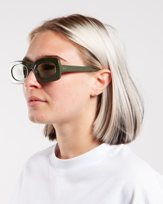 Clean Waves Inez & Vinoodh Low Green