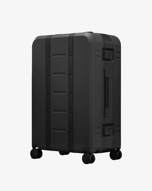 DB Journey Ramverk Pro Check-in Luggage Large Black Out