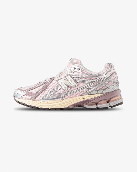 New Balance 1906R Rose Sugar/Silver