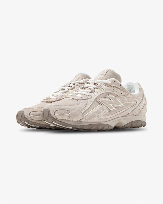 New Balance 204L Timberwolf/Linen
