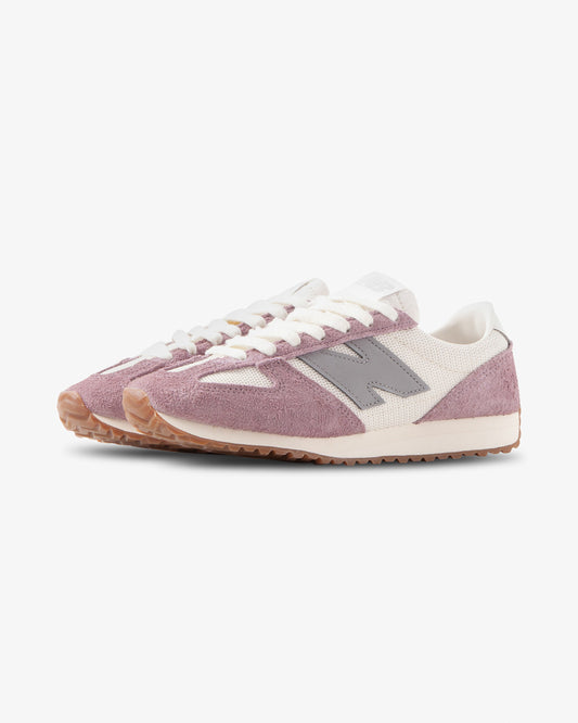 New Balance 471 Linen/Ice Wine