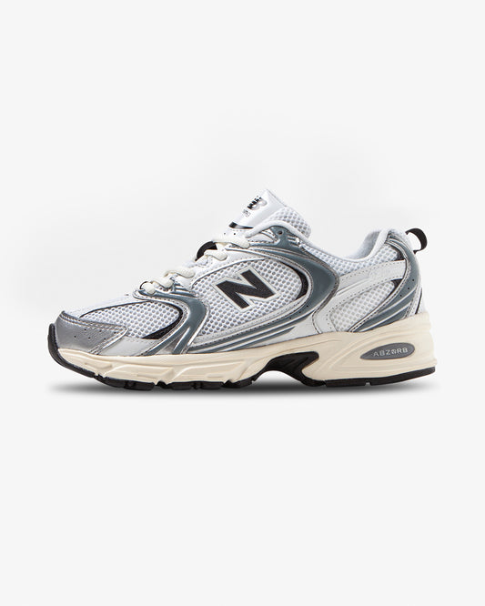 New Balance 530 Silver Metallic/Black Cement