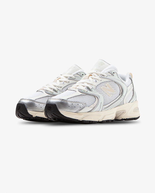 New Balance 530 Silver Metallic/Linen