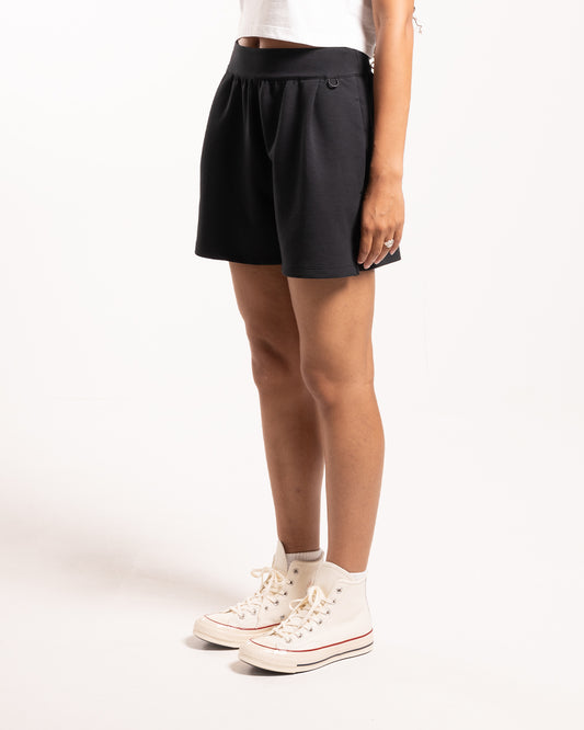 Nike  24.7 ImpossiblySoft Women's Dri-Fit Mid-Rise Loose Short Black