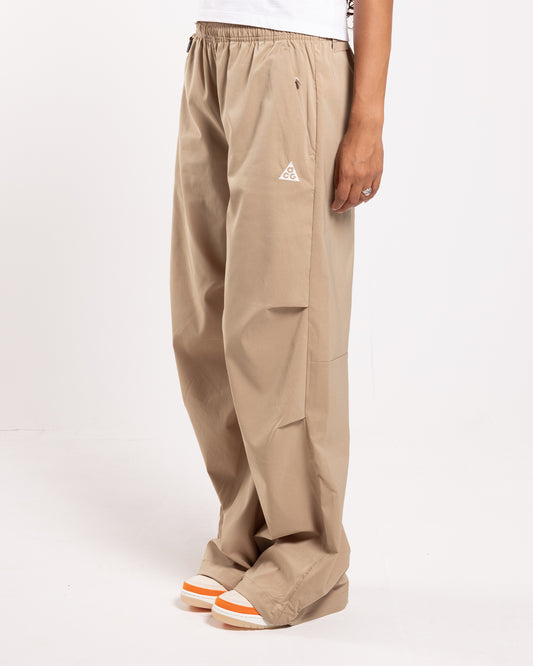 Nike ACG 'Activitorium - Women's High Waisted Trousers Beige