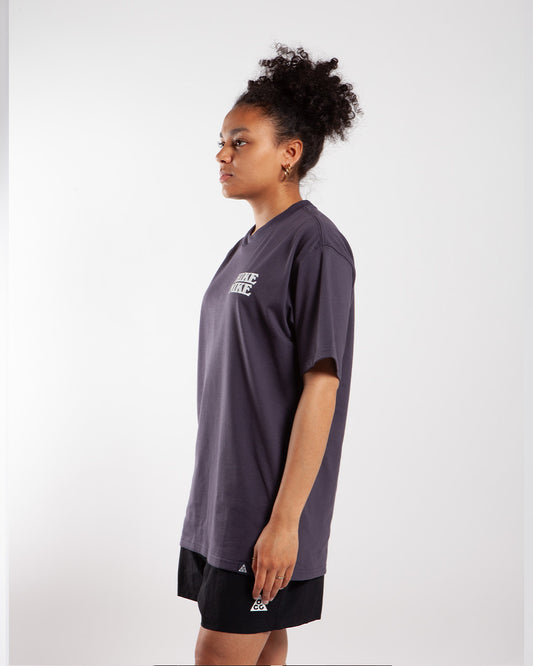 Maha - Nike ACG Hike Tee Gridiron