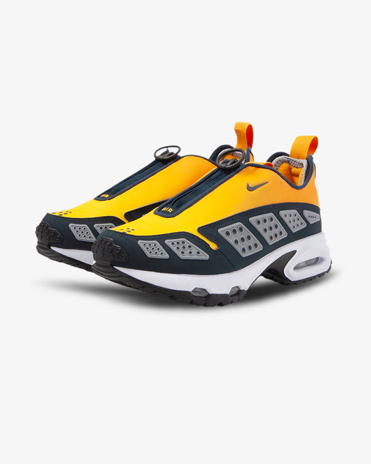 Nike Air Max SNDR Canyon Gold