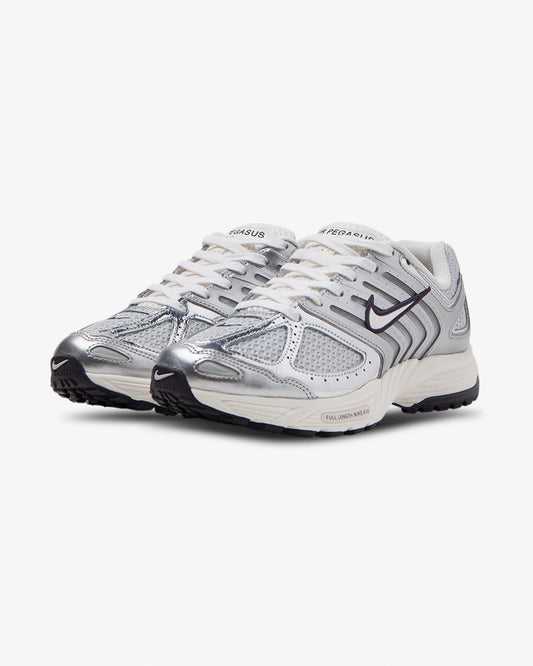 Nike Air Pegasus 2005 Photon Dust Chrome Gridiron