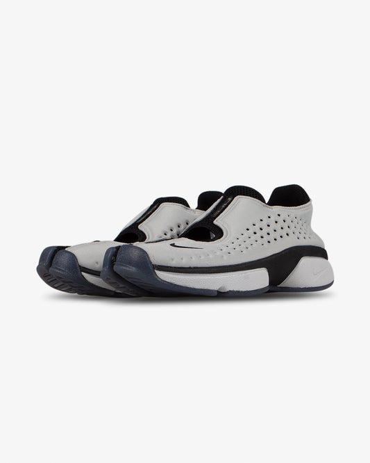 Nike Air Rift 2 Metallic Silver/Black