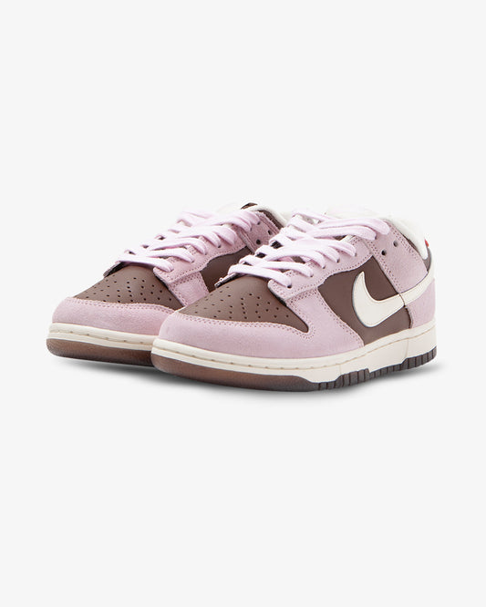 Nike Dunk Low 'Neapolitan'