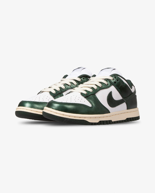 Nike Dunk Low Vintage 'Green'