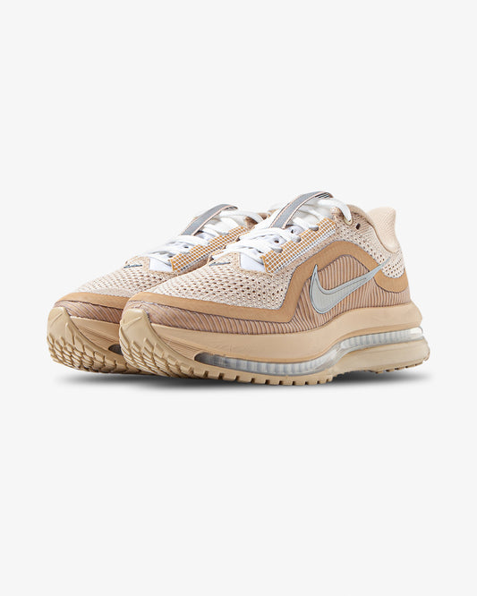 Nike Pegasus Premium SP Mushroom Metallic Silver