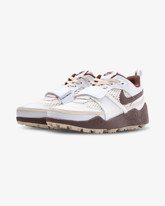 Nike x Travis Scott Zoom Field Jaxx 'Light Chocolate'