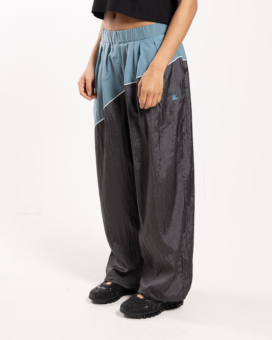 Rhodolirion Tuck Wide Track Pant Charcoal