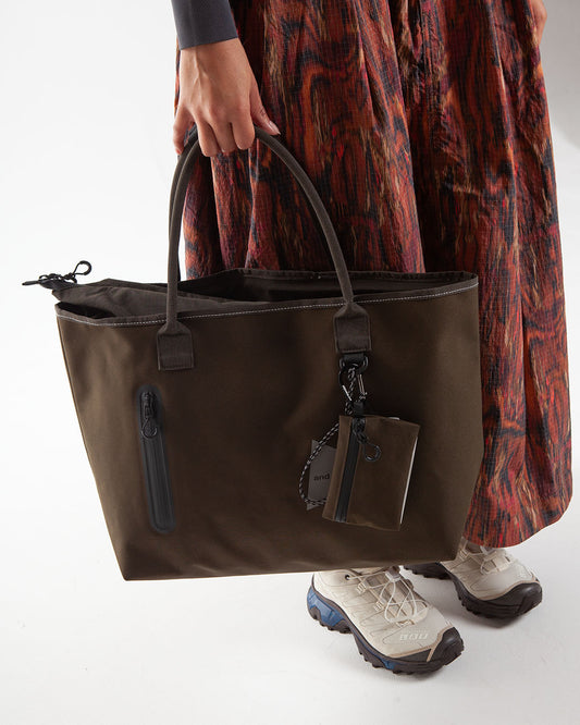 and wander PE/CO Tote Bag Dark Khaki