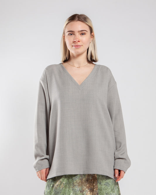 Maha - South2 West8 S.S. V Neck Shirt Poly Oxford Grey